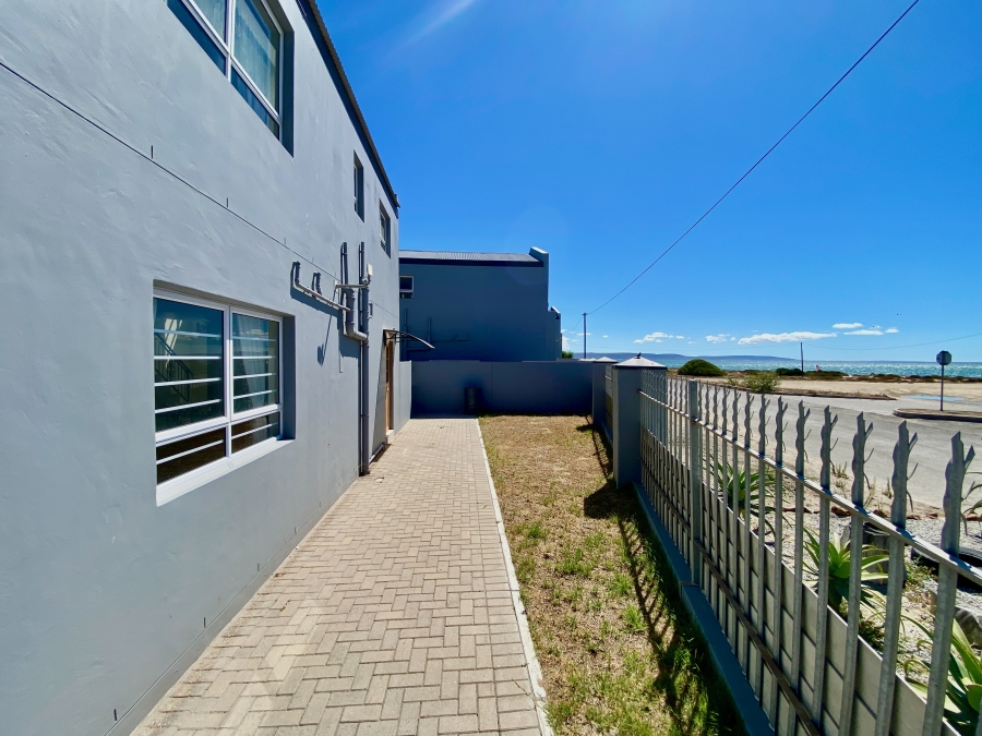 3 Bedroom Property for Sale in Laaiplek Western Cape